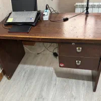 میز تحریر چوبی