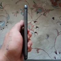 اپل iPhone 8 با حافظهٔ ۶۴ گیگابایت|موبایل|تهران, بریانک|دیوار