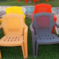 صندلی پلاستیکی طرح مربعی کد 550|میز و صندلی غذاخوری|اندیمشک, |دیوار