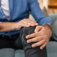 آرتروز زانو، درد مفاصل