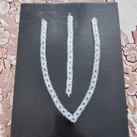 گردنبند|بدلیجات|میانه, |دیوار