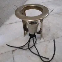 لوستر سه شاخه پایه ،لامپ،هالوژن ثابت و ریلی در حد.|لوستر و چراغ آویز|رشت, چله خانه|دیوار