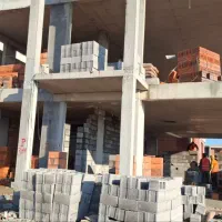 اکیپ دیوارچینی(استادکار با کارگر) اربیل عراق فوری