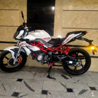 بنلی ۱۵۰نیوفیس|موتورسیکلت|گلوگاه, |دیوار