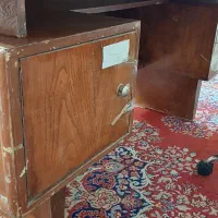 یک عدد میز اداری|دفتر کار|گلبهار, شهر جدید گلبهار|دیوار