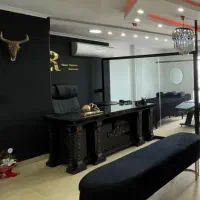 میز اداری مدیریت سلطنتی