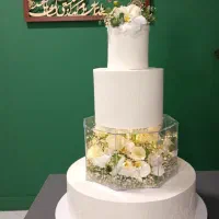 کیک عروسی  شیرینی. کیک کافه یلدا