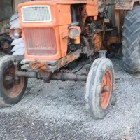 تراکتور رومانی مدل ۶۱