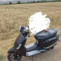 موتور وسپا مشکی 150..اتومات