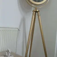 ساعت ایستاده میز کنارسالنی