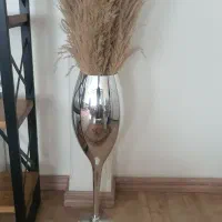 گلدان شیشه ای ایستاده