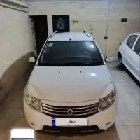 رنو ساندرو اتوماتیک (پارس خودرو)