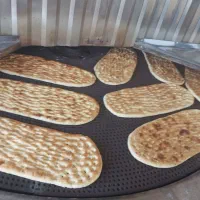 فرگردون‌گازی‌نان‌بربری‌فطیر‌روغنی