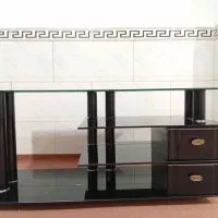 میز تلویزیون شیشه ای