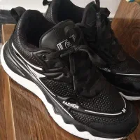 کفش کاملا نو