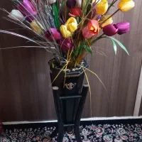 گل با گلدان چوبی سالم و نو|گل مصنوعی|همدان, |دیوار
