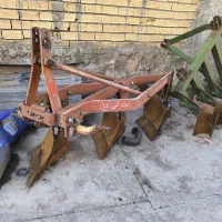 تریلی و سمپاش ایتالیایی و گاو آهن