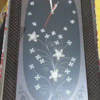 ساعت دیواری  چوبی طرح گل نقره