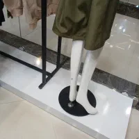 مانکن زنانه ۲ عدد باهم|فروشگاه و مغازه|مشهد, بهاران|دیوار