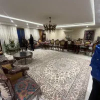 آپارتمان ۱۷۰ متر سه خواب طبقه اول خیابان فلسطین