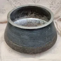 دیگ مسی قدیمی