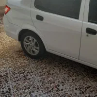 ساینا ۹۸  بی رنگ و پلم