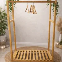 رگال لباس. چوب راش