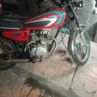 موتورسیکلت ۱۲۵ مزایده