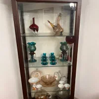 ویترین و تابلو و میز تلویزیون