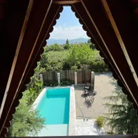 اجاره کلبه سویسی استخر روباز آبگرم چهارفصل|اجارهٔ کوتاه‌مدت ویلا و باغ|آمل, |دیوار