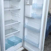 دو عدد یخچال و فریزر