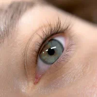 میکروبلیدینگ نچرال و بن مژه|خدمات آرایشگری و زیبایی|مشهد, فارغ التحصیلان|دیوار
