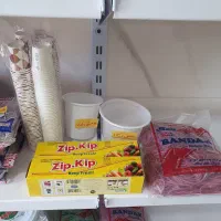 کش پول و لیوان