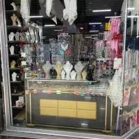 نیاز به فروشنده خانم