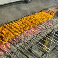 آشپزوکمک آشپز.سیخ گیر. منقل دار