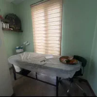 تخت ماساژ + یک عدد تابوره
