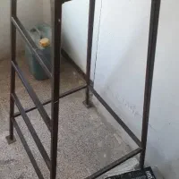 چهارپایه آهنی