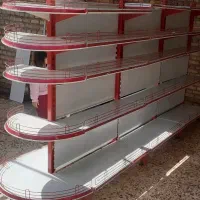 قفسه وسط و دیواری