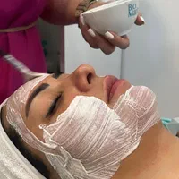 آبرسانی پوست صورت فیشال جوانسازی پوست صورت|خدمات آرایشگری و زیبایی|شیراز, شهرک سراج‎|دیوار