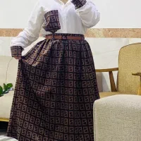 شومیز و دامن