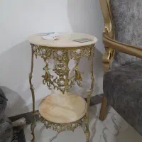 میز برنز قیمت ۵ ملیون ۶ ماه استفاده شده