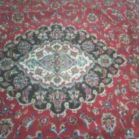 یک تخته فرش ۶متری سبک رنگ قرمز قیمت توافقی