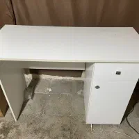 میز کامپیوتر و تحریر