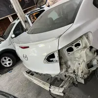 استاد کار صافکار و نقاش اتومبیل