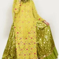 فروش لباس محلی|لباس|شیراز, کوشک میدان|دیوار