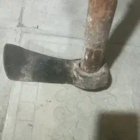 تبر قدیمی