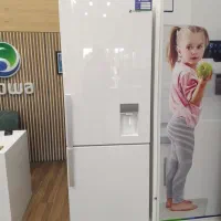 یخچال اسنوا پایین فریزر