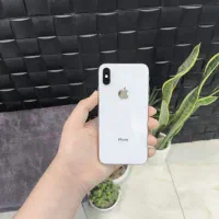 iPhone Xs تر تمیز