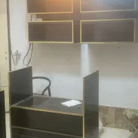 دو عدد میز و قفسه