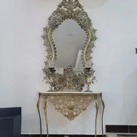 آینه و شمعدان و ساعت برنزی
